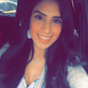 Meet your Posher, Cynthia